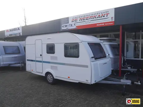 Adria Aviva 400 PS licht gewicht