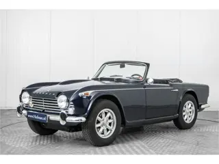 Triumph TR4A IRS (bj 1967)