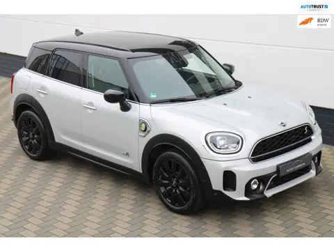 Mini Countryman 1.5 Cooper S E ALL4 PHEV Navi LED Camera !!