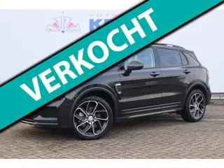 Lynk & Co 01 1.5 Plug -in hybrid I 360* Camera I Trekgewicht 1.800 KG I Panorama dak I Apple /Carpla