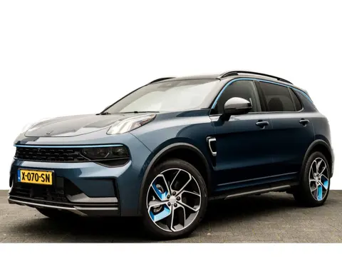 Lynk & Co 01 1.5 Plug-in Hybrid 262 Pk I Zwarte hemel I Panoramadak I 75 km Elektrisch I 360 Camera 