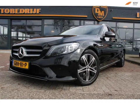 Mercedes-Benz C-klasse Estate 300 Amg | Pano | 360 Camera | Adaptive | Line-Assist |