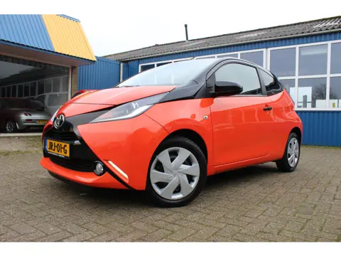 Toyota Aygo 1.0 VVT-i "X-Cite" Airco - achteruitrijcamera !!!