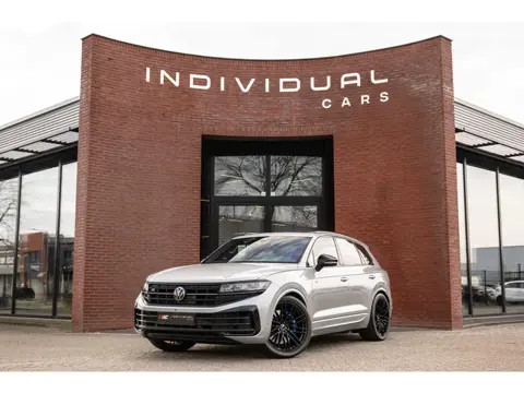 Volkswagen Touareg 3.0 TSI eHybrid R 4M Nightvision DynAudio Trekhaak