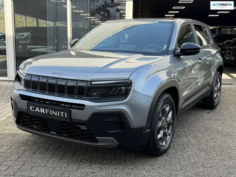 Jeep AVENGER 1.2 Altitude / Navi Carplay / Climate / Cruise / Parkeersensor / Lichtmetaal.