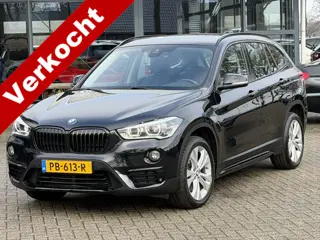 BMW X1 sDrive20i Corporate Lease High Executive Automaat/Leder/Stoelverwarming/HUD