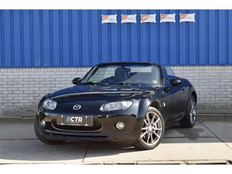 Mazda MX-5 1.8 Niseko Roadster Coupe