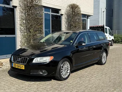 Volvo V70 2.5T |Momentum | Nieuwe Apk|