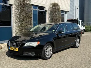 Volvo V70 2.5T |Momentum | Nieuwe Apk|