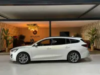 Ford Focus Wagon 1.0 EcoBoost Hybrid ST Line Garantie StuurVW StoelVW Carplay Keyless Clima Led Navi