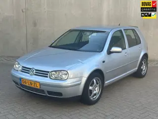 Volkswagen Golf 1.6 Trendline