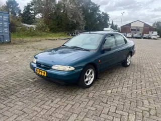 Ford Mondeo 1.8 GLX AUTOMAAT
