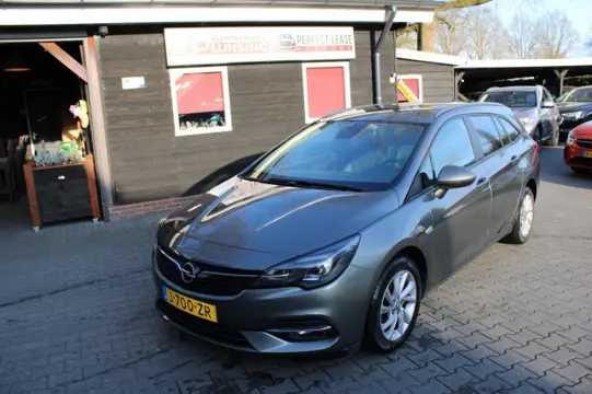 OPEL ASTRA Sportstourer 1.2 145PK Business Executive Stoel en stuurverwarming 