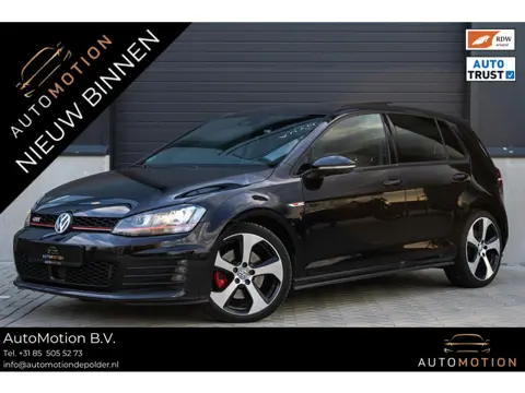 Volkswagen Golf 2.0 TSI GTI Performance PANO CAMERA LEDER ELEKTRISCHE STOELEN