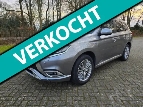 Mitsubishi Outlander 2.4 PHEV Intense