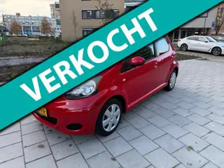 Toyota Aygo 1.0-12V Access | Airco | Centrale vergrendeling | LAGE KILOMETERSTAND!