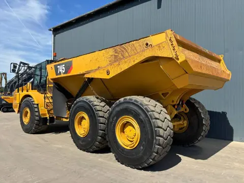 Cat 745 04A (bj 2018)