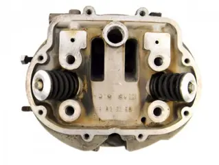 Used cilinderkop 850 t3, sp1000 lh /H