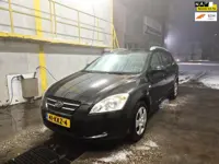 Kia Cee'd Sporty Wagon 1.4 CVVT X-tra