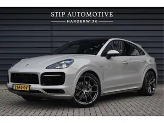 Porsche Cayenne Coupé 3.0 E-Hybrid 462pk Lightweight Sport Package | Carbon Dak | ACC | 22'' GT Desi