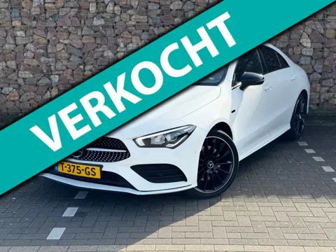 Mercedes-Benz CLA-klasse 250 e AMG Line Pano Ambiance Led Plug in Hybride