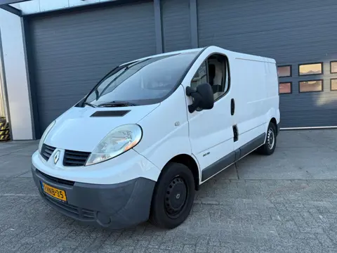 Renault Trafic 2.0 dCi T27 L1H1 2011
