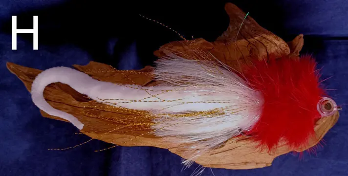 Set B van 11 Originele Magnum Dragon Tail snoekstreamers met enkele Magnum Tail staart