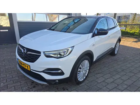Opel Grandland X 1.2 Turbo Innovation 360 cam automaat pano