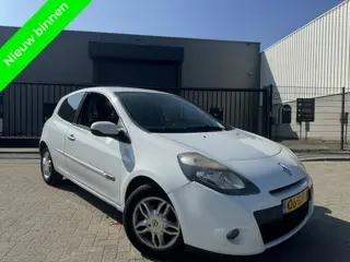 Renault Clio 1.5 dCi Collection Cruise Airco Netjes