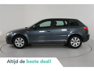 Audi A3 Sportback 1.6 Attraction | Trekhaak | Cruise | Sportstoelen |