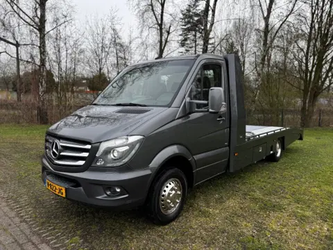 MERCEDES-BENZ SPRINTER 519 3.0 CDI 432 V6 225PK / TIJHOF / XENON / ELEKTR. LIER / LUCHTVERING / TREKHAAK! 