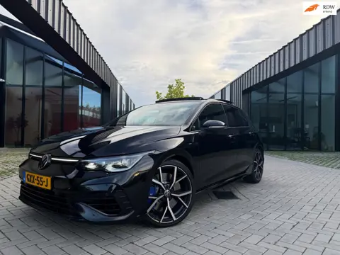Volkswagen GOLF 2.0 TSI R 4Motion 333PK! Akra Pano Clima Leer HUD BOMVOL!