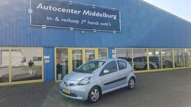 TOYOTA AYGO 1.0 12v sport