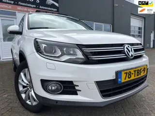 Volkswagen Tiguan 1.4 TSI Sport&Style van 2de Eig met elec panoramadak en parkeersensoren en trekhaa