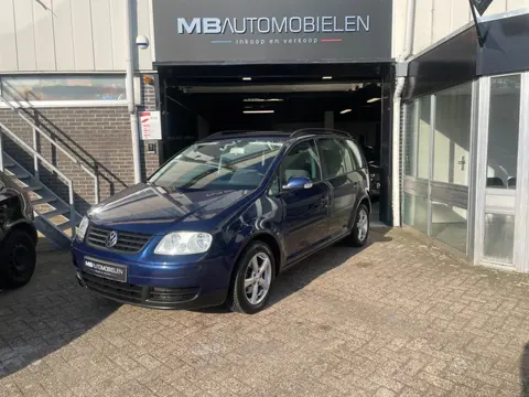 Volkswagen Touran 1.6 Business/APK/Trekhaak/LM Velgen/NAP/Airco-Nette Auto!