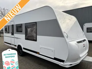 LMC Style Special 450 D met queensbed