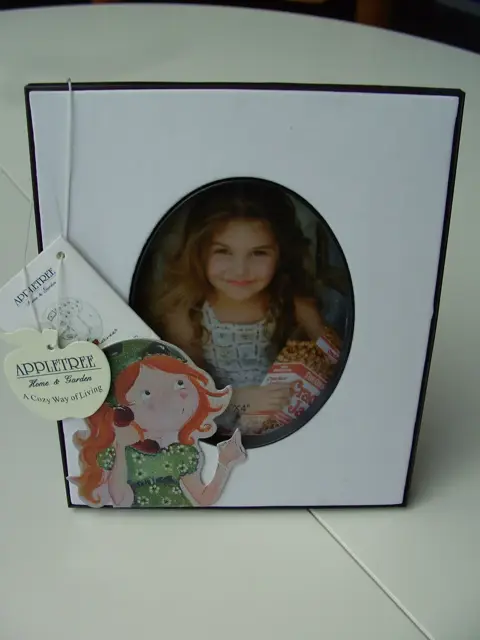 FOTOLIJSTJE MEIDENKAMER CLARA 16,5X14 CM Appletree NIEUW