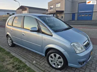 Opel Meriva 1.6 16v uit 2007 met een Nieuwe APK tot 10-04-2027