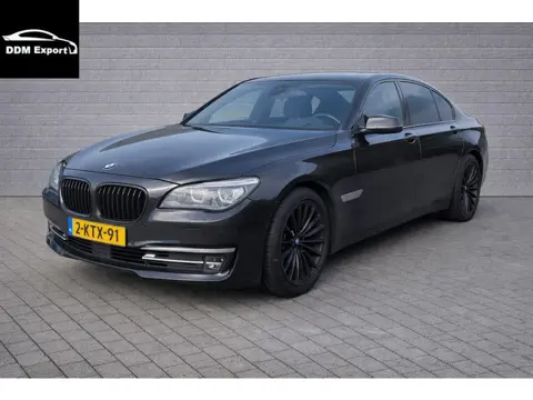 BMW 7 Serie 750d xDrive High Executive Automaat | Clima | Navi | Xenon | Pano | 4x4 | Camera | Leder