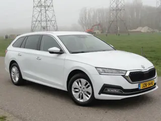 Skoda Octavia Combi 1.0TSI Business Edition Full LED I NAVIG I CAMERA I TREKHAAK