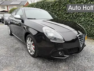 Alfa Romeo Giulietta 1.4 T Distinctive | Leer | Navi | Autom. Airco | Cruise Control | LMV | Trekhaa