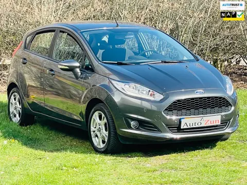 Ford Fiesta 1.0 Style Ultimate/Airco/Navi/PDC/NL Auto