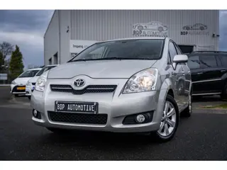 Toyota Verso 1.8 VVT-i Luna ✅APK Nieuw | Trekhaak | Stoelverwarming | Navi | Cruise