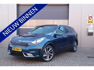 Kia Niro 1.6 GDi Hybrid ExecutiveLine, Stoel Verwarming/Ventilatie, Stuurverwarmd, Trekhaak, Camera,