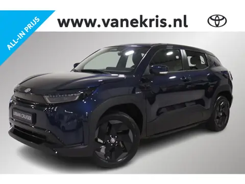 Toyota Urban Cruiser Dynamic 61 kWh, Stuur & Stoel verwarming, Apple Carply & Android Auto, 67kW DC,