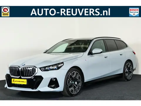 BMW i5 Touring eDrive40 M Sport Edition 84 kWh / Pano / Bowers&Wilkins / HUD / ACC
