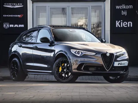 Alfa Romeo Stelvio 2.9 V6 AWD Quadrifoglio | 510 PK | Pano | Stoel- en stuurverwarming |