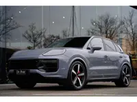 Porsche Cayenne 4.0 Turbo E-Hybrid Barrique Red Club Leder