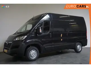 Opel Movano 140pk L2H2 Edition Navi Camera Parkeersensoren Trekhaak Cruise control Airco