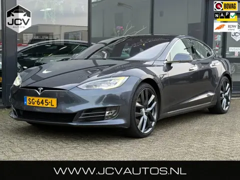 Tesla Model S 75D Base Glasdak/AUTOPILOT